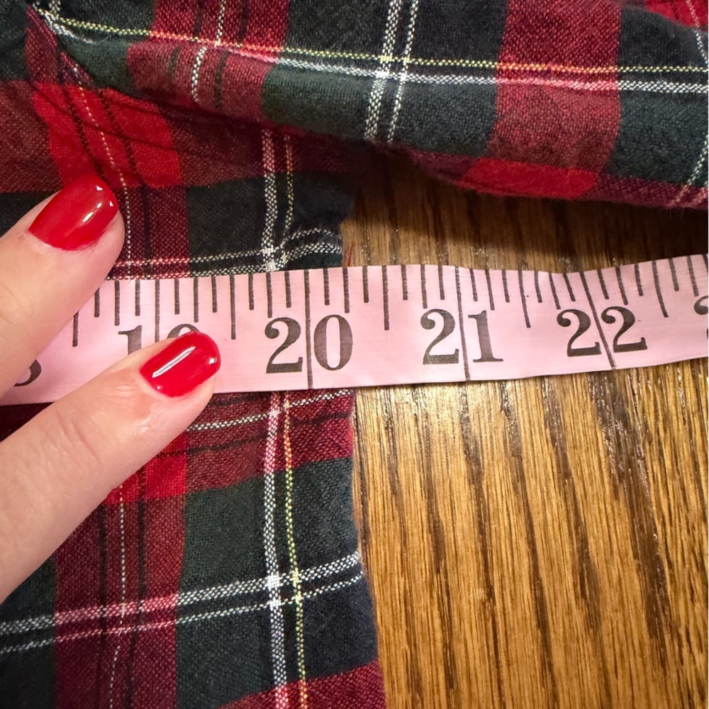Casey & Max Vintage Holiday Christmas Red Plaid Button Down Poinsettia Medium - Picture 9 of 9